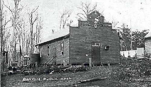 Bonville Public Hall in 1913, photographed by Jas Parker, Parker Photos, Fernmount. Bonville Public Hall in 1913, photographed by Jas Parker, Parker Photos, Fernmount.